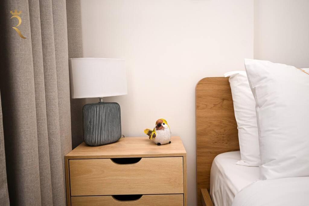 Luminous 1br Al Reem * Abu Dhabi