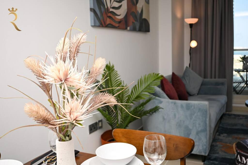 Luminous 1br Al Reem * Abu Dhabi