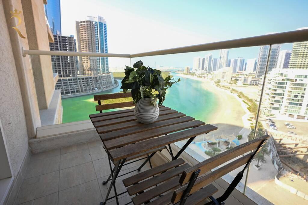 Luminous 1br Al Reem Apartment Abu Dhabi